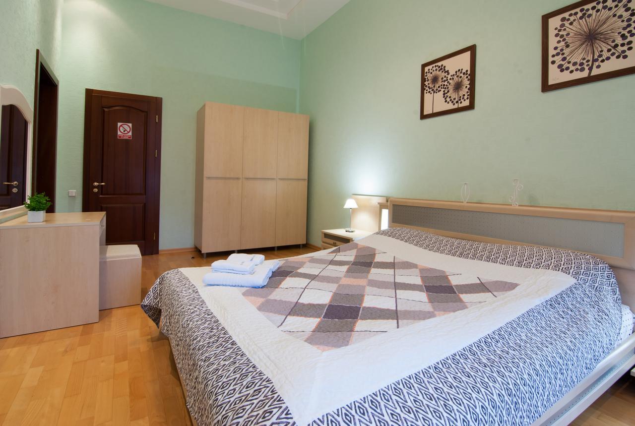 Home-Hotel Apartments-Mykhailivska Kiev Eksteriør bilde